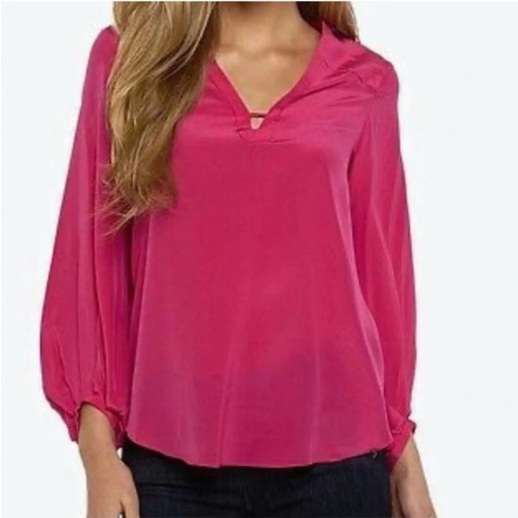 Diane Von Furstenberg DVF 100% SILK Tanyana Clean Blouse Top Pink Dhalia SIZE 8